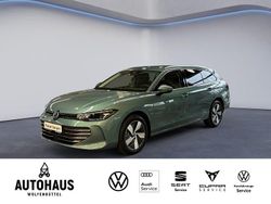 Blau Neu 2025 VW Passat Business Kombi | 45.940 € (Fairer Preis)