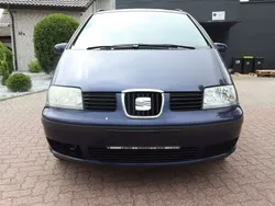 Blau Gebraucht 2002 Seat Alhambra Van / Kleinbus | 2.400 € (Fairer Preis)