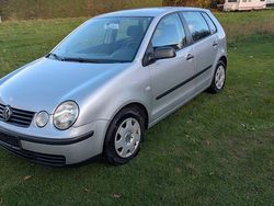 Silber Gebraucht 2003 VW Polo Basis Kleinwagen | 1.100 € (Fairer Preis)