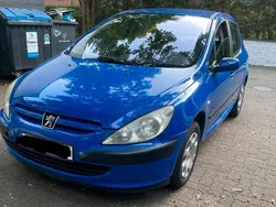 Blau Gebraucht 2002 Peugeot 307 Kleinwagen | 999 € (Fairer Preis)