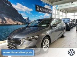 Silber metallic Gebraucht 2023 Skoda Octavia Ambition Kombi | 24.250 € (Guter Preis)