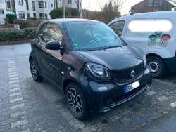 Schwarz Gebraucht 2015 Smart ForTwo Coupé Kleinwagen | 6.600 € (Etwas zu teuer)