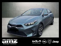 Yuccasteelgraym Neu 2025 Kia Ceed Limousine | 21.990 € (Fairer Preis)