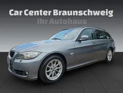 Grau Gebraucht 2009 BMW 320 Comfort Edition Kombi | 5.999 € (Fairer Preis)