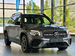 Grau Gebraucht 2021 Mercedes GLB250 AMG SUV | 29.999 € (Superpreis)