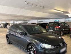 Schwarz Gebraucht 2016 VW Golf VII GTD Kleinwagen | 10.900 € (Fairer Preis)