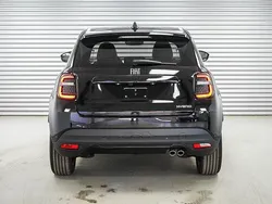 Schwarz uni () schwarz uni () Neu 2025 Fiat 600 La Prima SUV | 27.645 € (Fairer Preis)