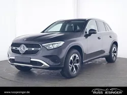 Graphite grey Gebraucht 2024 Mercedes GLC300e Avantgarde SUV | 58.480 € (Superpreis)