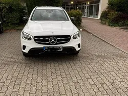 Weiß Gebraucht 2019 Mercedes GLC200 SUV | 26.499 €