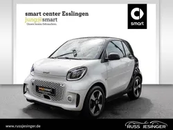 Weiß Gebraucht 2024 Smart ForTwo Electric Drive Exclusive Coupé | 15.880 € (Fairer Preis)