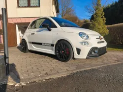 Weiß Gebraucht 2021 Abarth 595 Esseesse Kleinwagen | 24.999 € (Fairer Preis)
