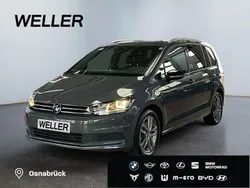 Grau Gebraucht 2022 VW Touran Comfortline Van / Kleinbus | 27.970 € (Guter Preis)