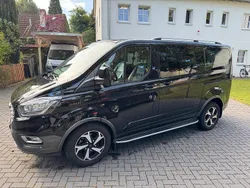 Schwarz Gebraucht 2023 Ford Tourneo Custom Active Van / Kleinbus | 43.450 € (Etwas zu teuer)