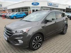 Magnetic grau Gebraucht 2017 Ford Kuga ST-Line SUV | 13.500 € (Fairer Preis)
