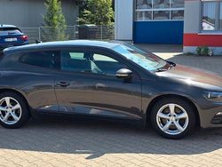 Grau Gebraucht 2009 VW Scirocco Coupé | 11.000 € (Teuer)