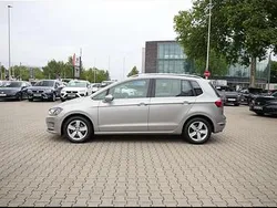 Silber Gebraucht 2015 VW Golf Sportsvan Van / Kleinbus | 13.999 € (Fairer Preis)
