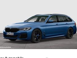 Blau Gebraucht 2022 BMW 540 M Sport Kombi | 48.970 € (Etwas zu teuer)