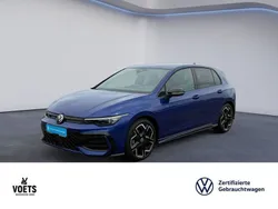 Blau Gebraucht 2024 VW Golf VIII R-line Limousine | 29.488 € (Fairer Preis)