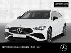 Weiß Gebraucht 2024 Mercedes CLA180 Shooting Brake Premium Kombi | 30.990 €