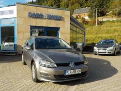 Limestone grey metallic Gebraucht 2016 VW Golf VII Trendline Kombi | 12.990 € (Guter Preis)