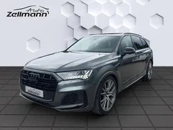 Grau Gebraucht 2021 Audi Q7 Competition SUV | 58.868 € (Guter Preis)