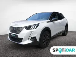 Perlmuttweiss Gebraucht 2021 Peugeot e-2008 GT SUV | 20.690 € (Fairer Preis)