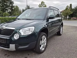 Zelena amazoniamazo gruen Gebraucht 2011 Skoda Yeti Family SUV | 6.230 € (Teuer)