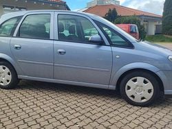 Silber Gebraucht 2006 Opel Meriva Edition Van / Kleinbus | 900 € (Superpreis)