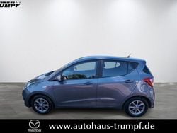 Silber Gebraucht 2015 Hyundai i10 YES! Kleinwagen | 5.490 € (Fairer Preis)