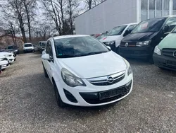 Weiß Gebraucht 2013 Opel Corsa Selection | 1.600 € (Guter Preis)
