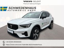 Weiß Gebraucht 2023 Volvo XC40 Plus SUV | 39.900 € (Fairer Preis)