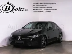 Schwarz Gebraucht 2024 Mercedes A180 Progressive Limousine | 31.900 € (Etwas zu teuer)