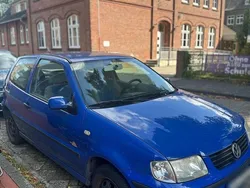 Blau Gebraucht 1995 VW Polo Coupé | 1.200 €