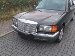 Grau Gebraucht 1998 Mercedes E300 Limousine | 5.950 €