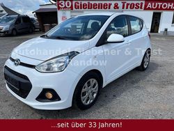 Weiß Gebraucht 2016 Hyundai i10 Style Kleinwagen | 5.999 € (Etwas zu teuer)