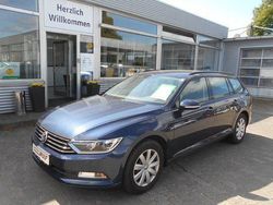 Blau Gebraucht 2016 VW Passat Trendline Kombi | 9.899 € (Fairer Preis)
