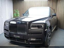 Grau Gebraucht 2021 Rolls Royce Cullinan SUV | 356.941 € (Etwas zu teuer)