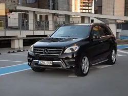 Schwarz Gebraucht 2014 Mercedes ML350 SUV | 21.499 € (Fairer Preis)