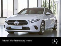 Weiß Gebraucht 2022 Mercedes A180 Style Limousine | 23.990 € (Fairer Preis)
