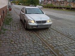 Gebraucht 2002 Mercedes C180 Elegance Limousine | 2.150 €