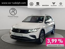 Pure white Gebraucht 2023 VW Tiguan Move SUV | 34.879 € (Etwas zu teuer)