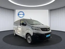 Kontrast grau/quarz silber Gebraucht 2022 Opel Vivaro Edition Van | 14.999 € (Fairer Preis)