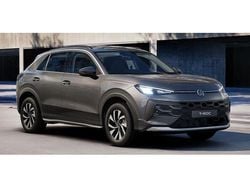 Neu 2025 VW T-Roc Life SUV | 32.990 €