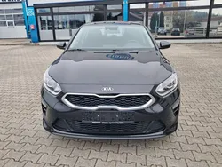 Schwarz Gebraucht 2020 Kia Ceed Limousine | 9.900 € (Guter Preis)