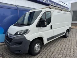 Weiß Gebraucht 2016 Citroën Jumper Business Class Van / Kleinbus | 6.990 € (Etwas zu teuer)