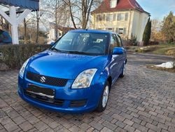 Blau Gebraucht 2009 Suzuki Swift Club Limousine | 3.990 € (Fairer Preis)