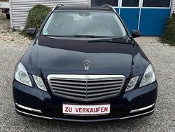 Blau Gebraucht 2012 Mercedes E250 Elegance Kombi | 5.000 € (Fairer Preis)