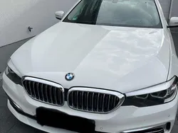 Weiß Gebraucht 2018 BMW 520 Luxury Line Kombi | 22.900 € (Teuer)