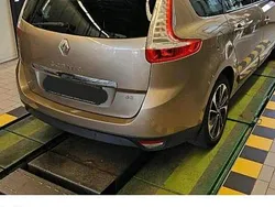 Gold Gebraucht 2015 Renault Scénic III Van / Kleinbus | 6.000 €