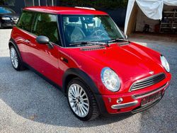 Rot Gebraucht 2002 Mini ONE Kleinwagen | 4.450 € (Fairer Preis)